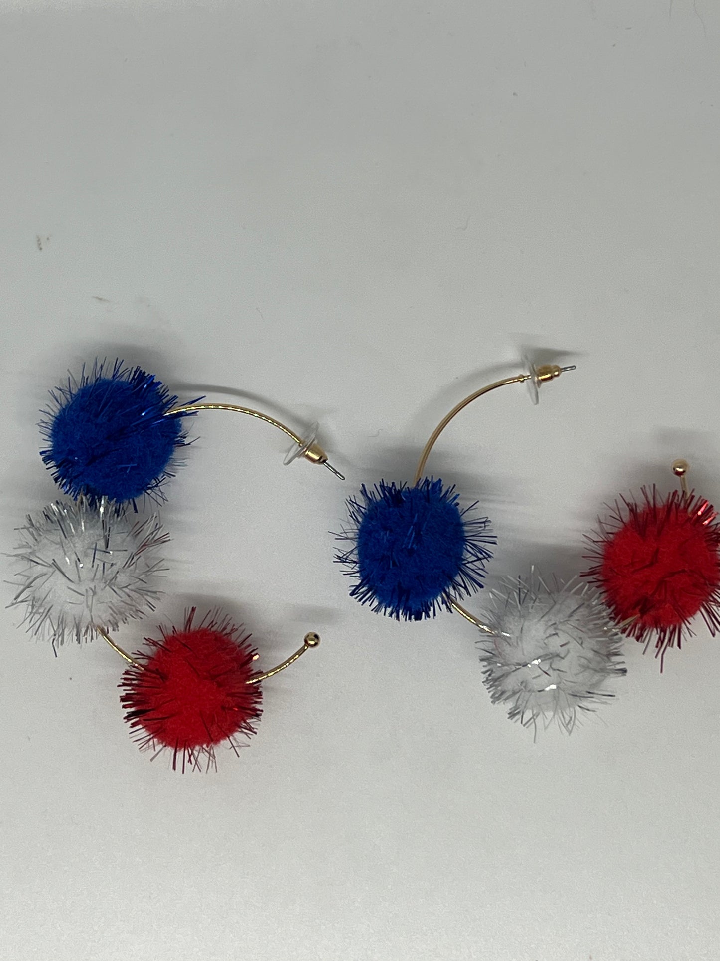 USA Pom Pom Hoops